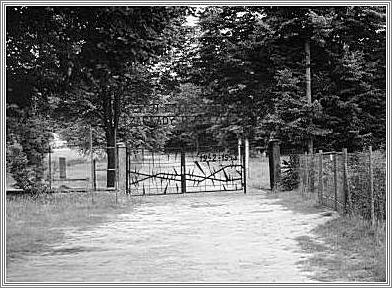 Belzec gates 2000